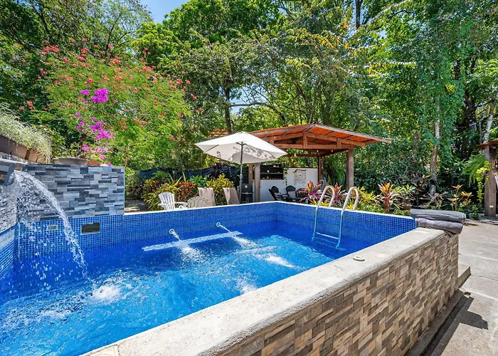 Pool & Large Patio: Playa Carrillo 3br Family Hébergement de vacances *