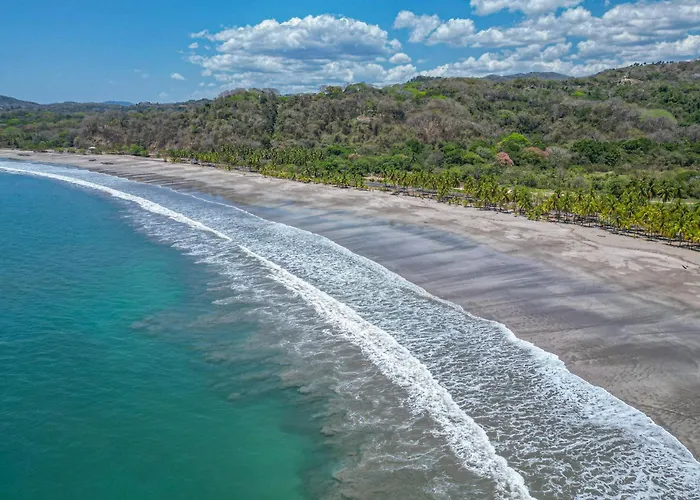 Pool & Large Patio: Playa Carrillo 3br Family * Puerto Carrillo